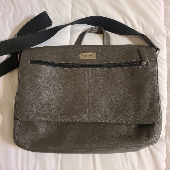 COACH Men's Messenger Bag - Picture 7 of 9
